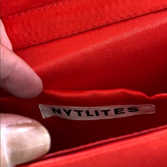 Handbag - Picture 3 of 5